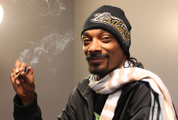 Snoop dogg lanza una web dedicada a la marihuana